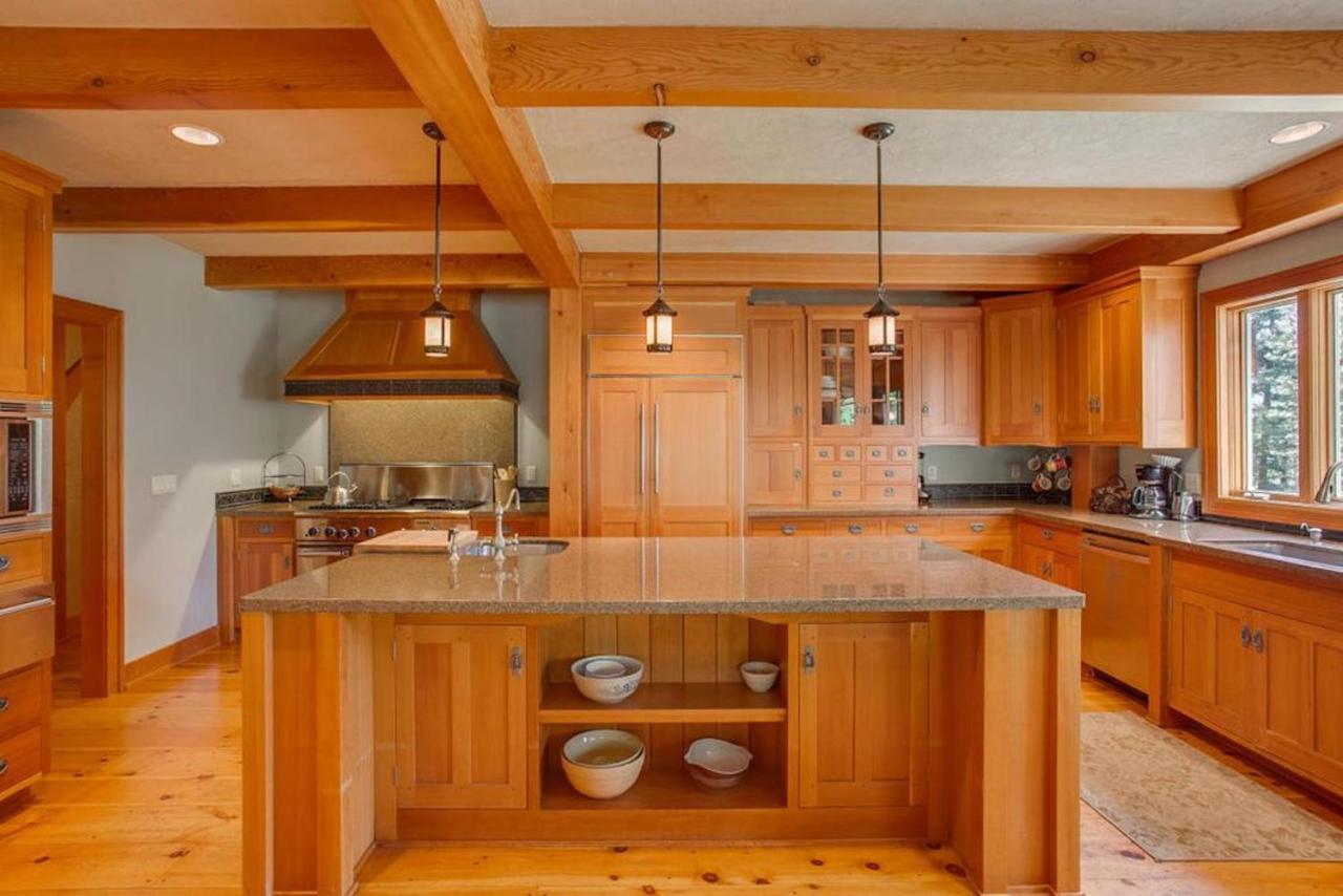 Snowgrass Lodge - River, Mountain Views & Hot Tub Leavenworth Bagian luar foto